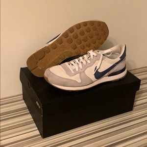Nike Internationalist Grey/Blue/Gum Nike ID Custom